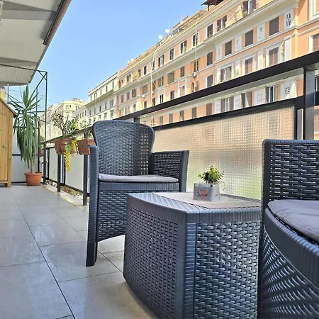 Filiberto Flats * روما
