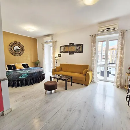 Filiberto Flats روما